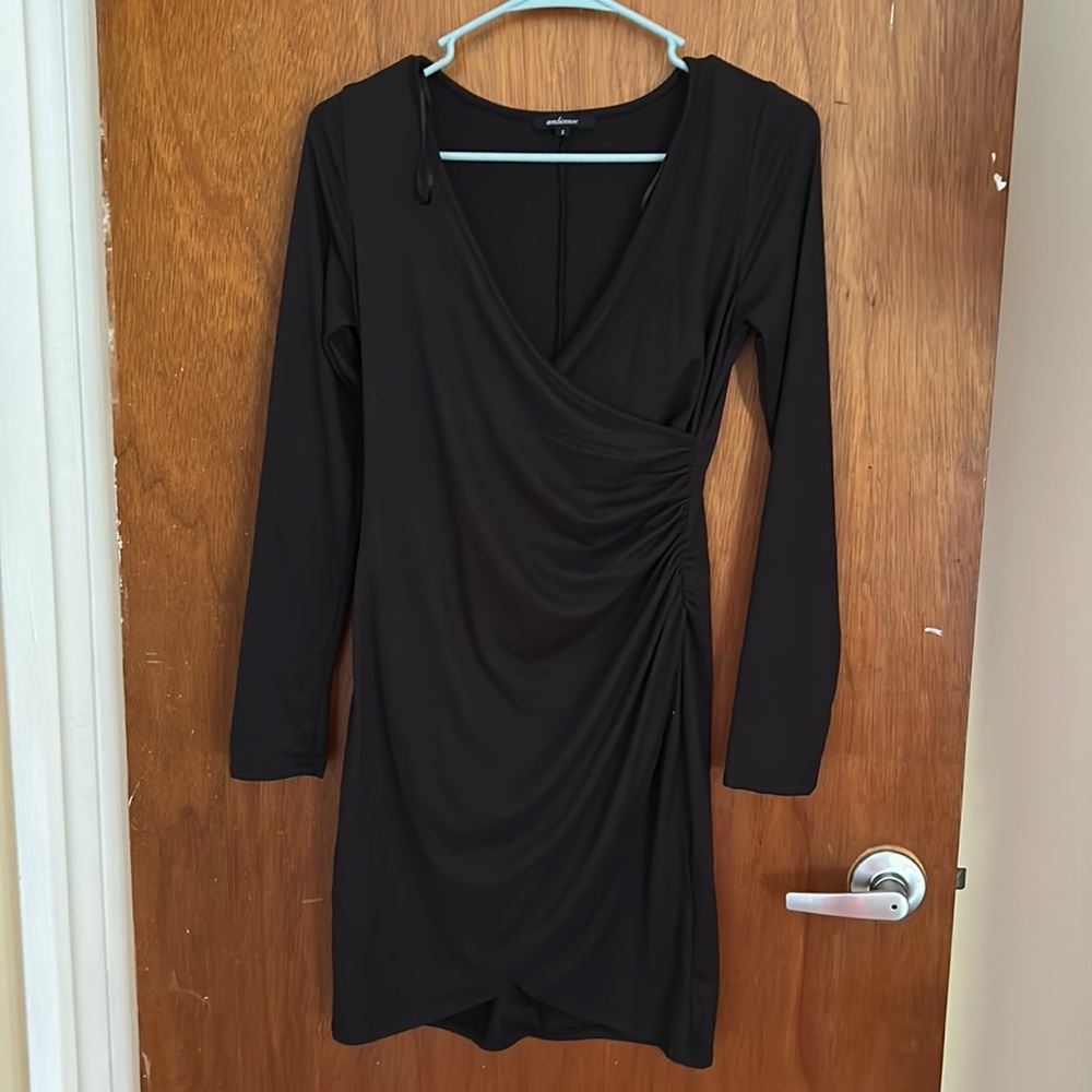 Black long sleeve dress